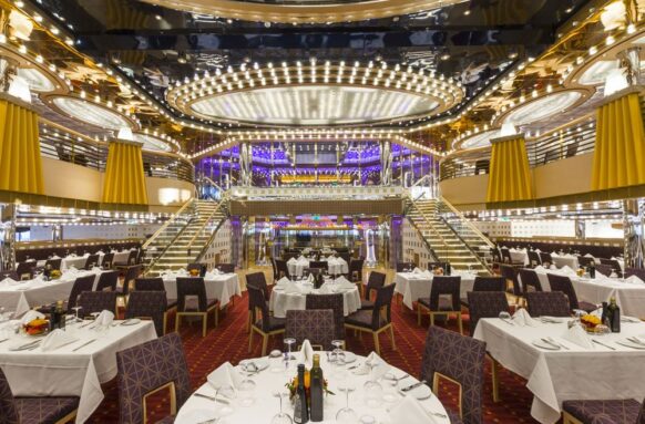 Costa Diadema intérieur