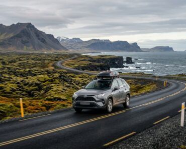découvrez comment louer une voiture en islande : conseils, itinéraires et astuces pour préparer un road trip inoubliable en toute sérénité.